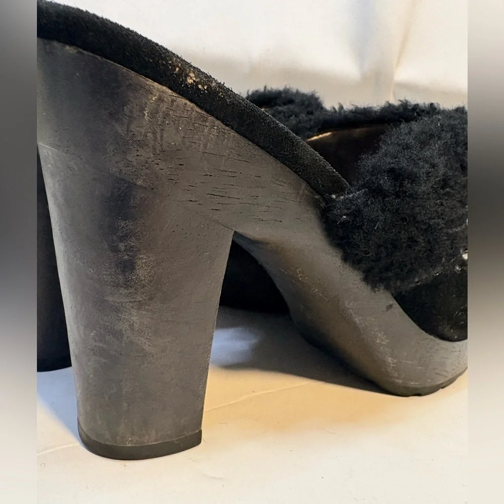 Coach Idyle Platform Mules in Black Suede and Faux-Shearling with Chain - Picture 9 of 16